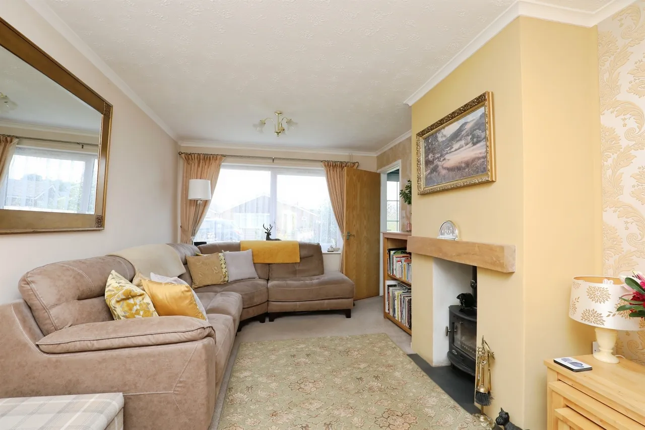 Longfields, Swaffham, photo 5