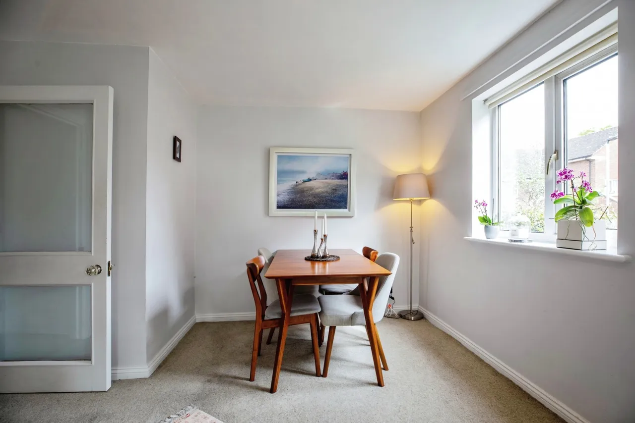 Old Hospital Close, London, SW12, photo 5