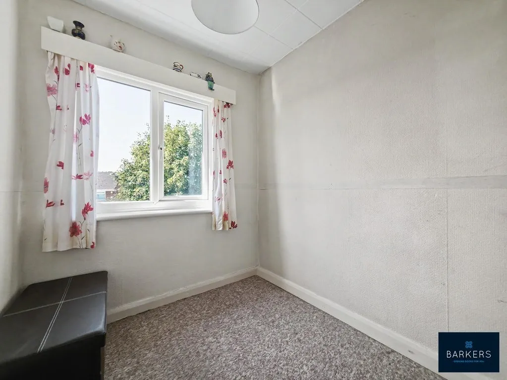Kingsley Crescent, Birkenshaw BD11 2NL, photo 8