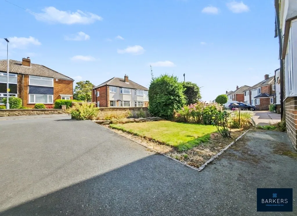 Kingsley Crescent, Birkenshaw BD11 2NL, photo 10