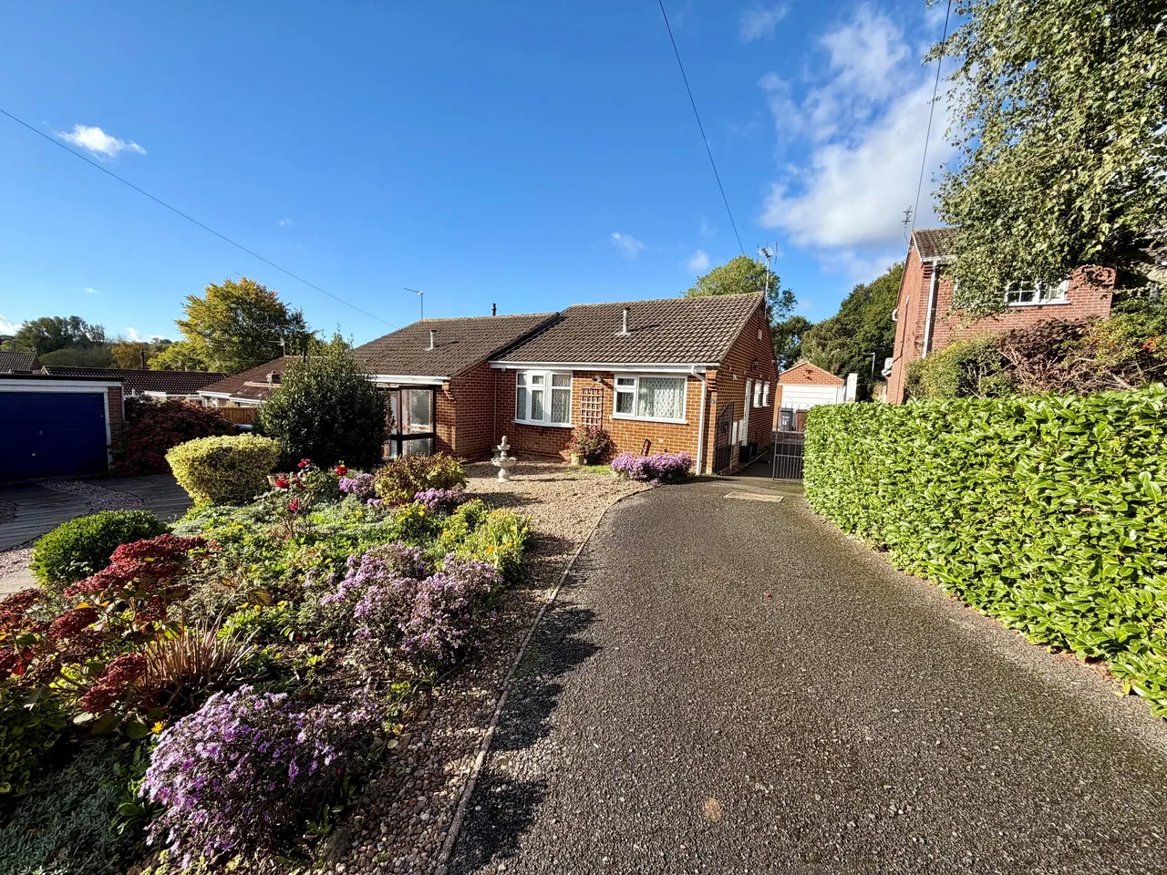 2 bed house to rent, James Avenue, Loughborough, LE11