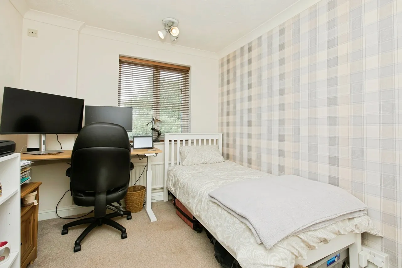 Wellington Street, Long Eaton, NG10, photo 19