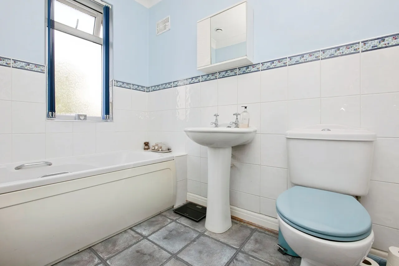 Wellington Street, Long Eaton, NG10, photo 20