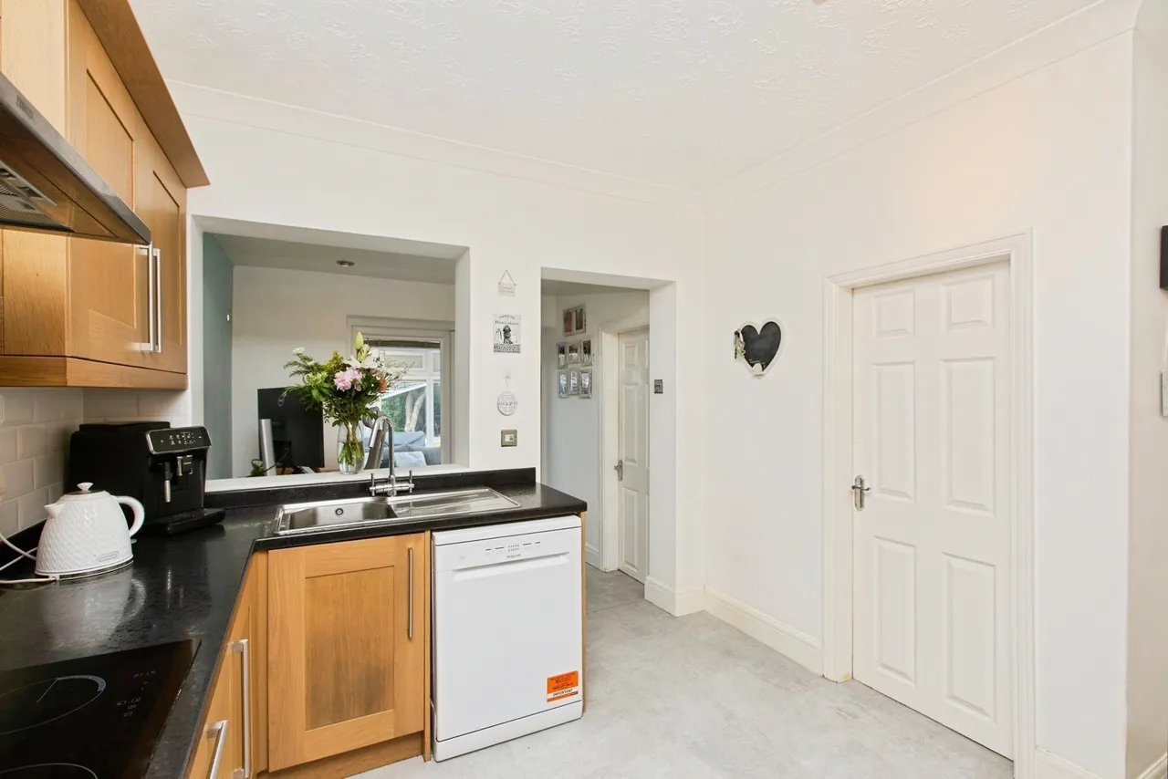Wellington Street, Long Eaton, NG10, photo 8