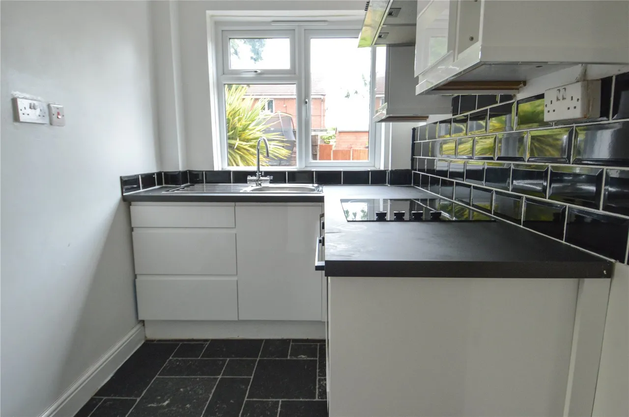 Tinkers Farm Road, Birmingham, West Midlands, B31 1RN, photo 4