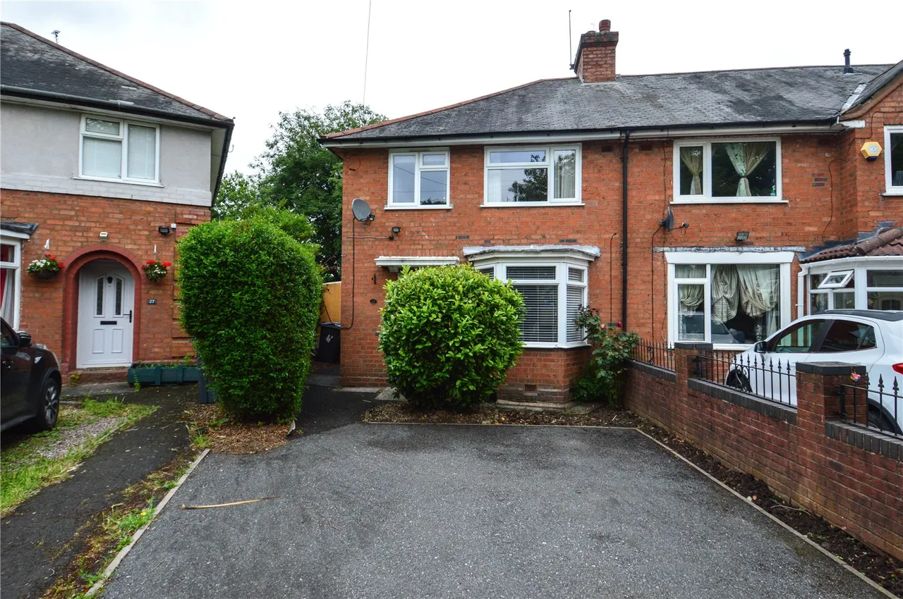 3 bed house to rent — Tinkers Farm Road, Birmingham, West Midlands, B31 1RN