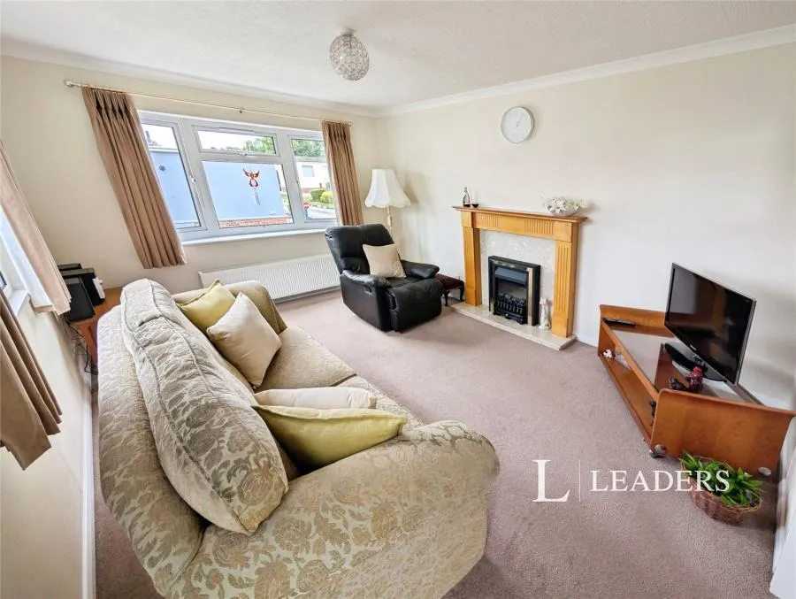 Oak Drive, Forest Town, NG19, photo 10