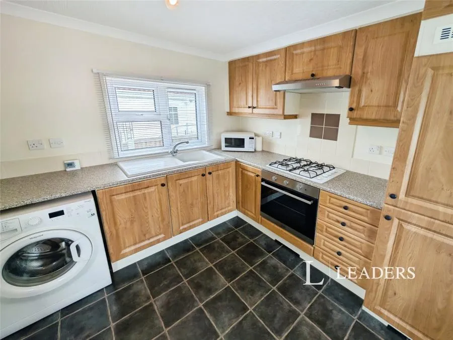 Oak Drive, Forest Town, NG19, photo 6