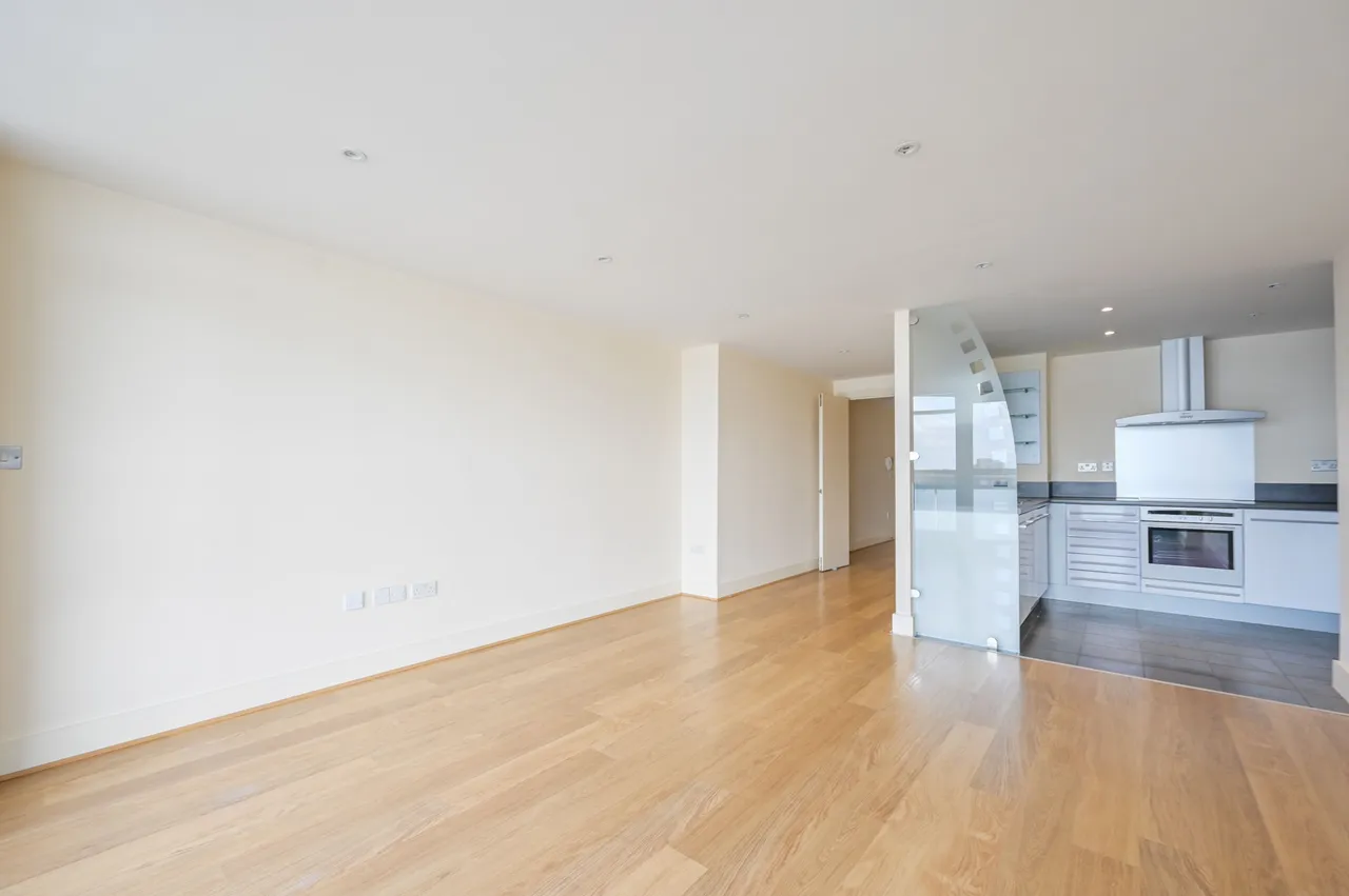 Flat 42 Orion Point, 7 Crews Street, London, photo 12
