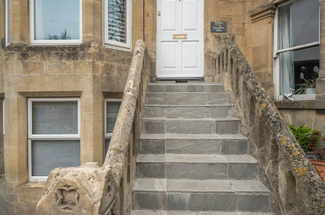 Devonshire Villas, Bath, BA2, photo 17