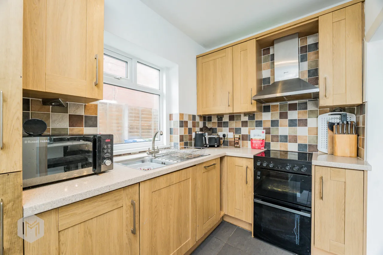 Bury Road, Tottington, Bury, BL8 3DT, photo 9