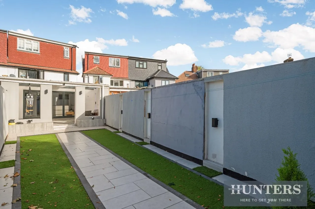 The Crossways, Hounslow, TW5, photo 19