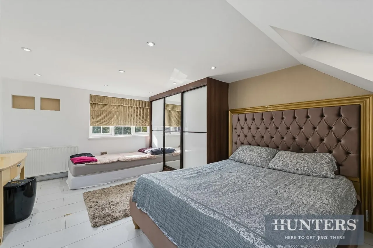 The Crossways, Hounslow, TW5, photo 11
