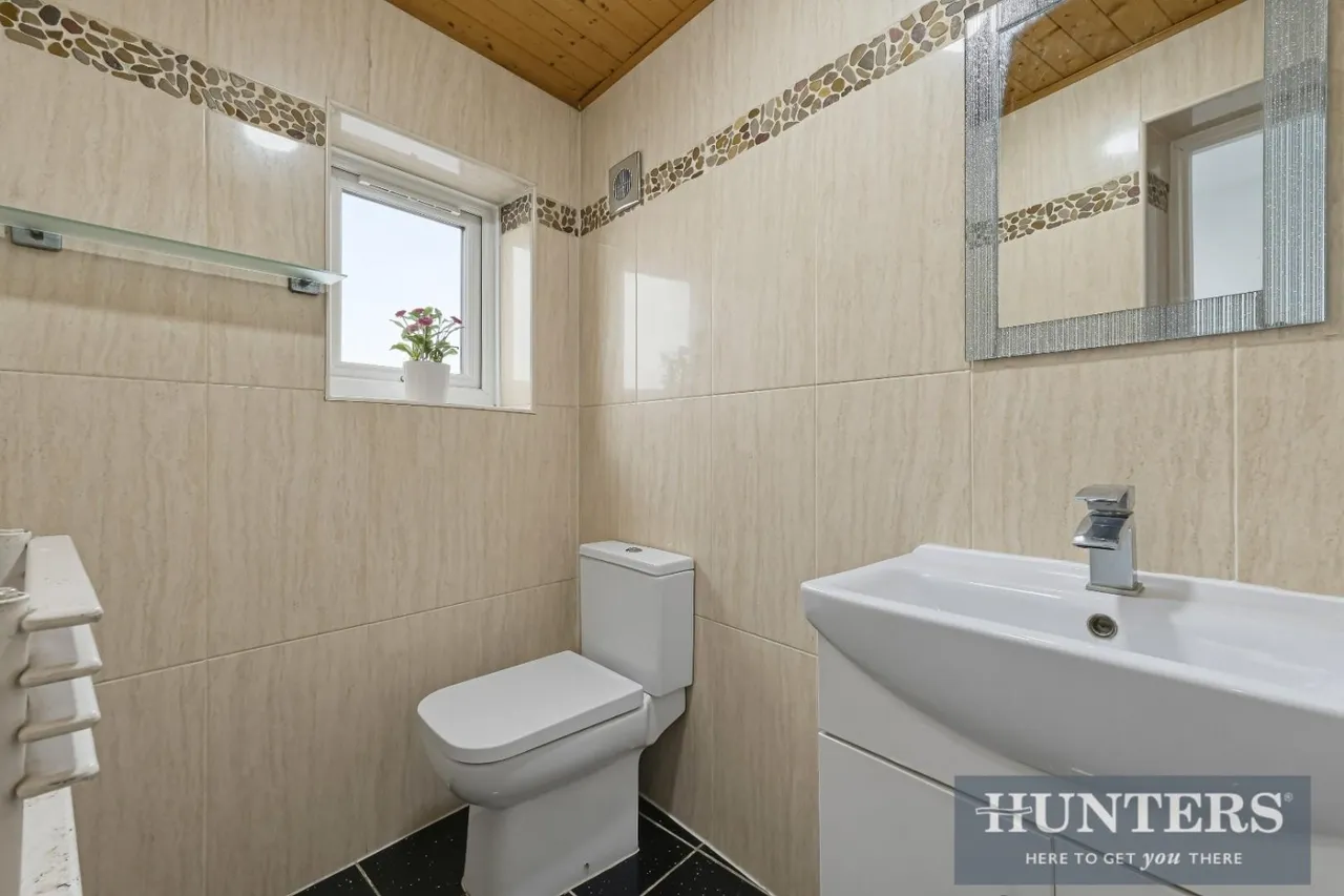The Crossways, Hounslow, TW5, photo 15
