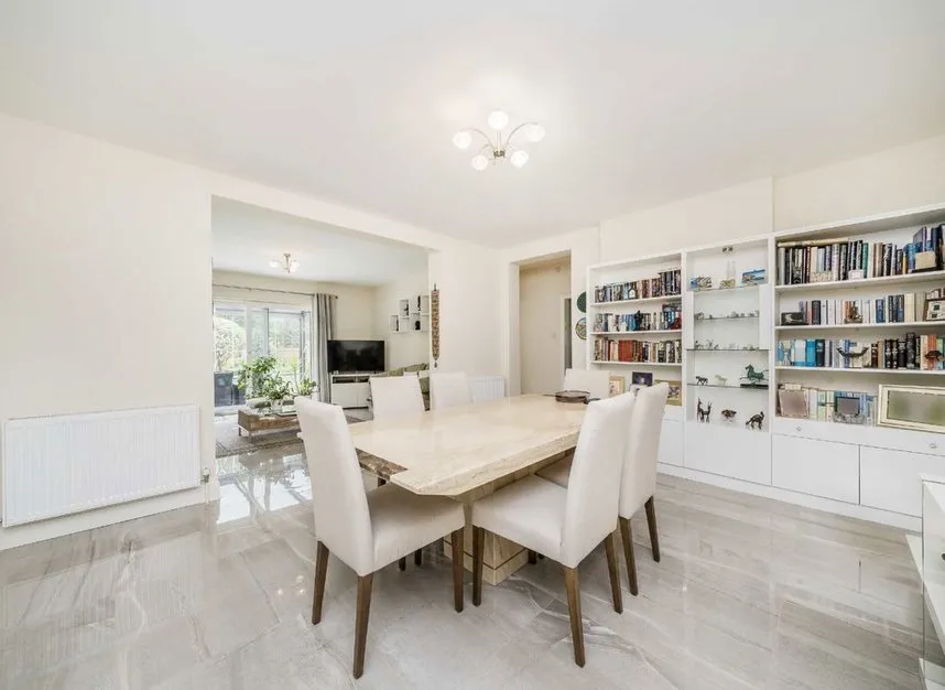 Manor Gardens, Hampton, TW12, photo 5