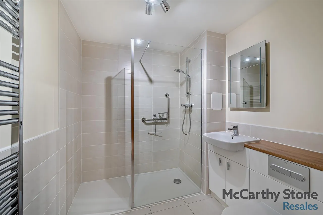 Preston Road, Clayton-Le-Woods, PR6, photo 10