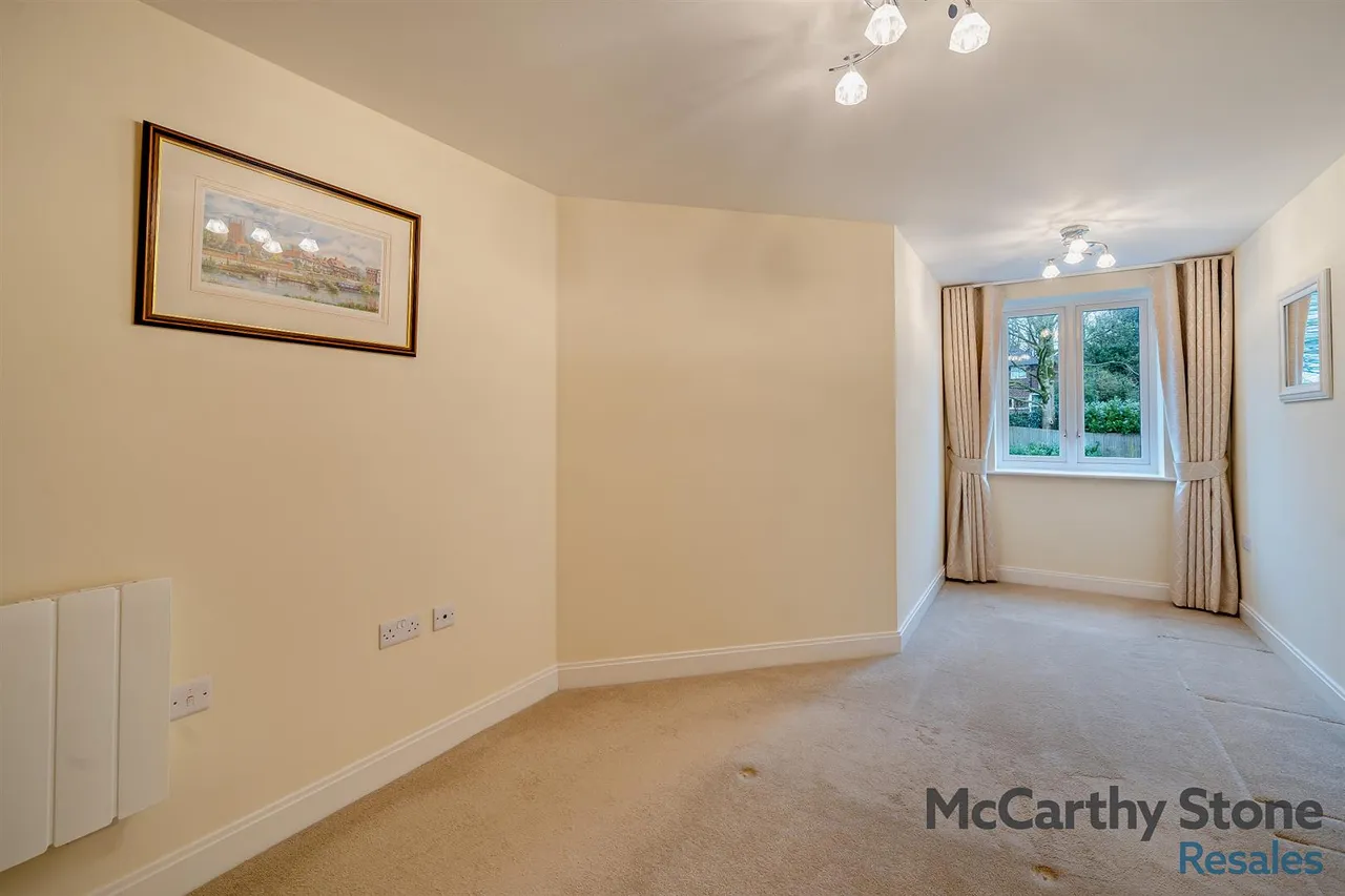 Preston Road, Clayton-Le-Woods, PR6, photo 9