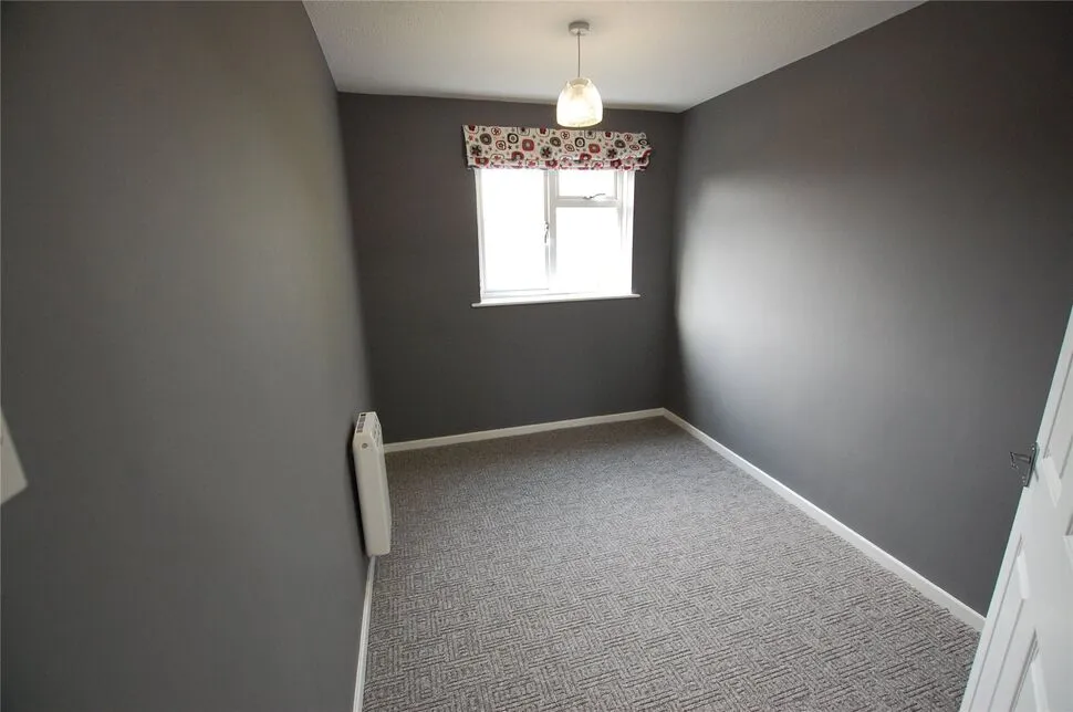 Hurricane Road, Bowerhill, SN12, photo 8