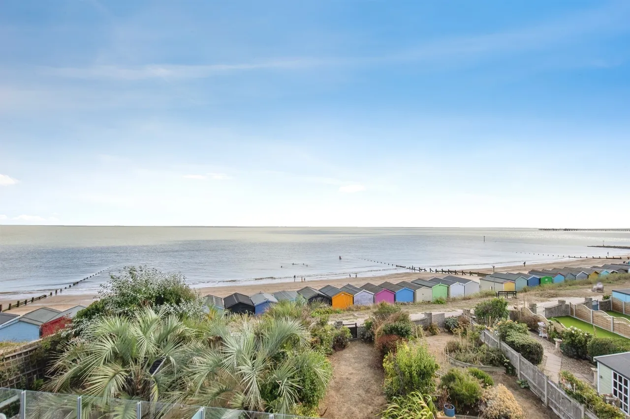 Green Lane, Walton On The Naze, CO14, photo 20
