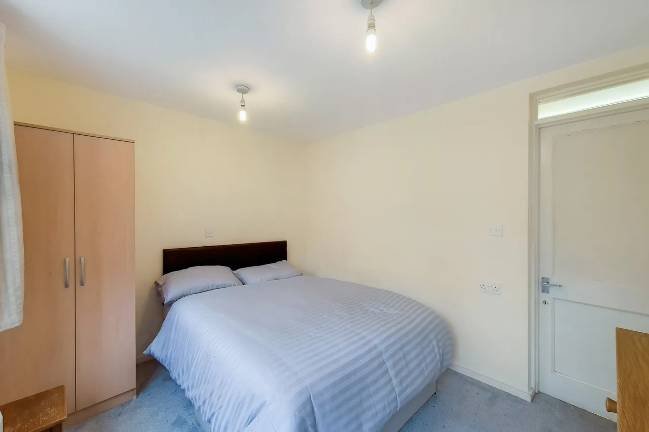Westcott Crescent, London, W7 1PL, photo 8