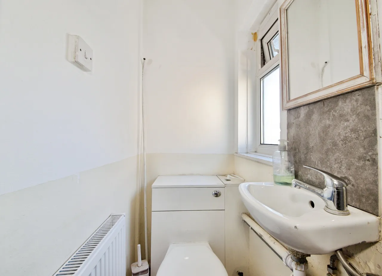 North Circular Road, London, NW10, photo 12