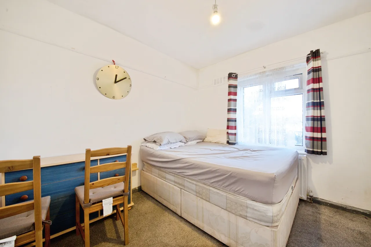 North Circular Road, London, NW10, photo 11