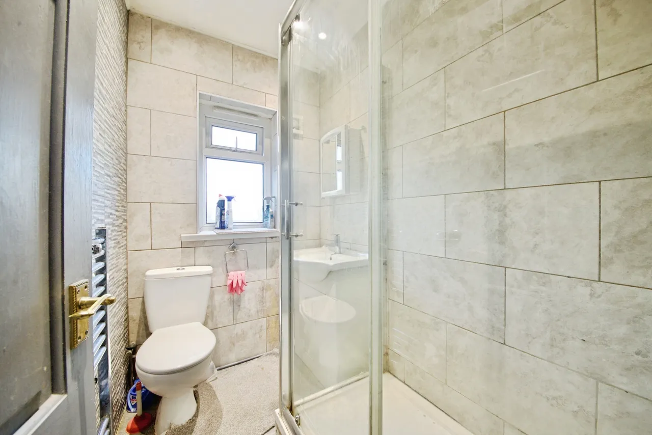 North Circular Road, London, NW10, photo 8
