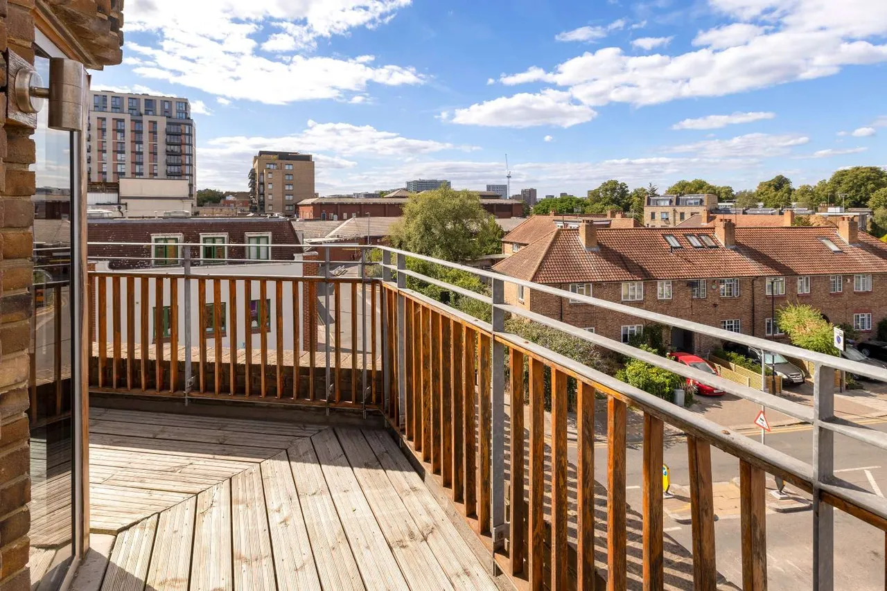 Belmont Road, London, W4 5UL, photo 6