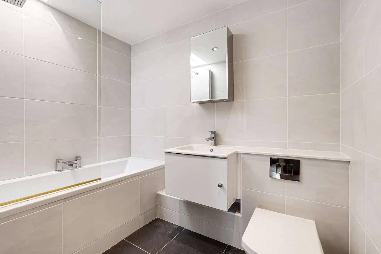 Belmont Road, London, W4 5UL, photo 11