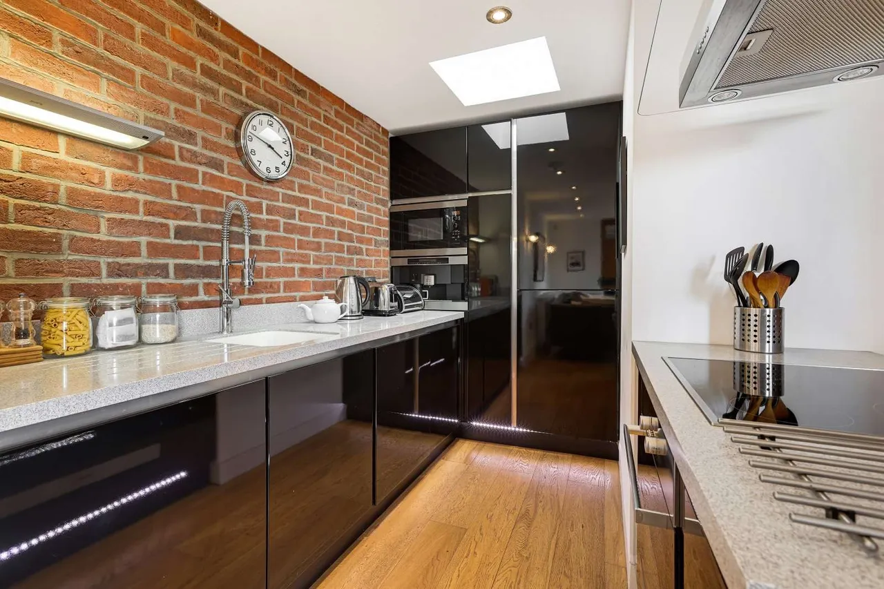 Belmont Road, London, W4 5UL, photo 5