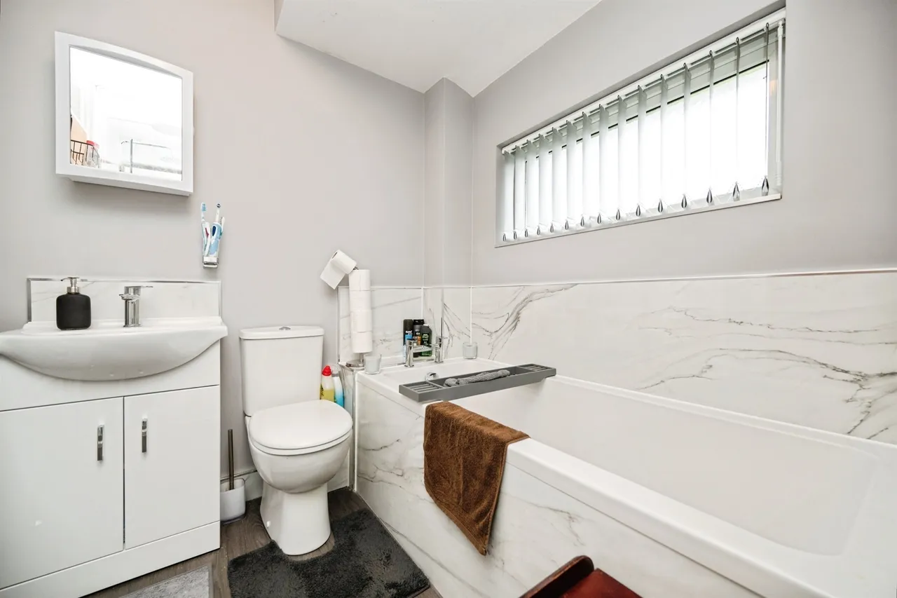 Ravenhurst Drive, Birmingham, B43, photo 6