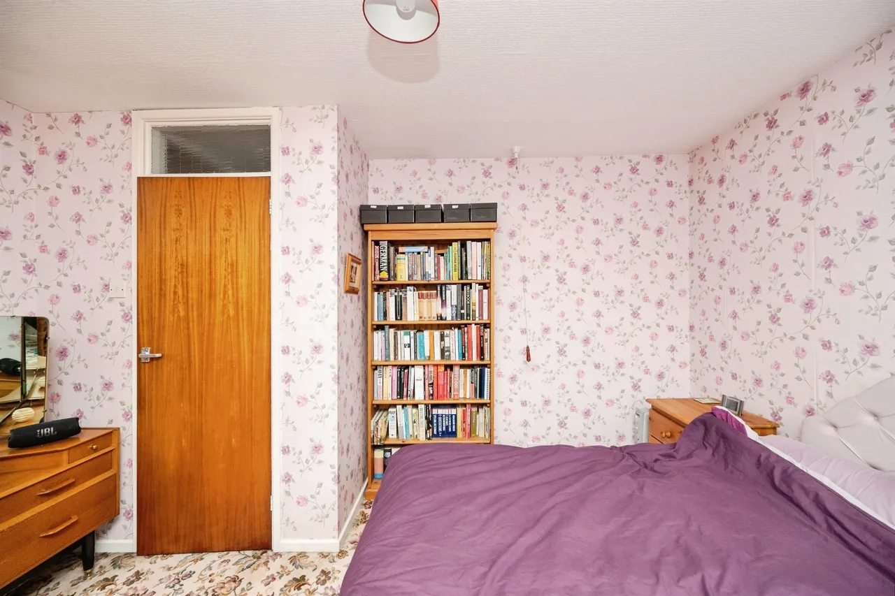 Ravenhurst Drive, Birmingham, B43, photo 16