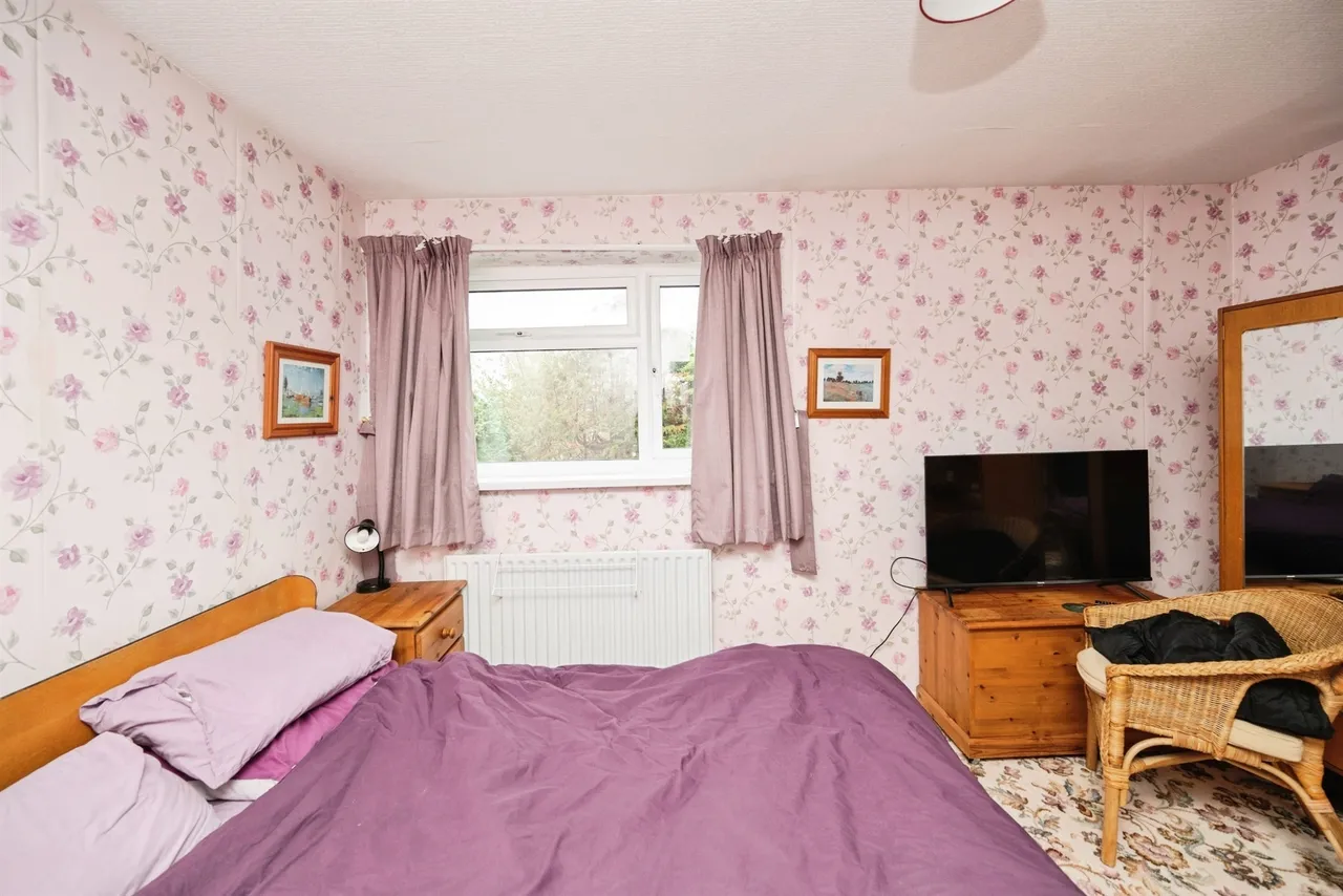 Ravenhurst Drive, Birmingham, B43, photo 10