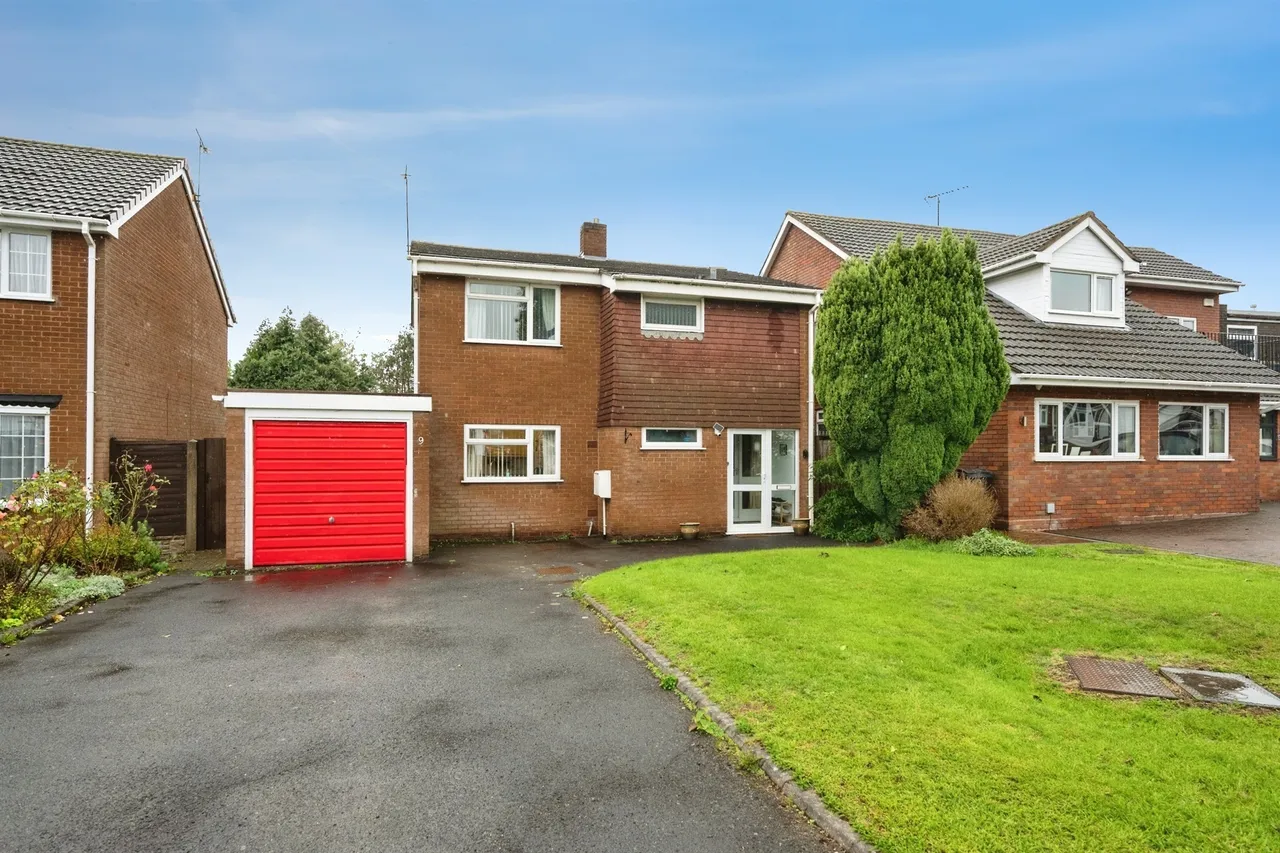 4 bed house for sale, Ravenhurst Drive, Birmingham, B43