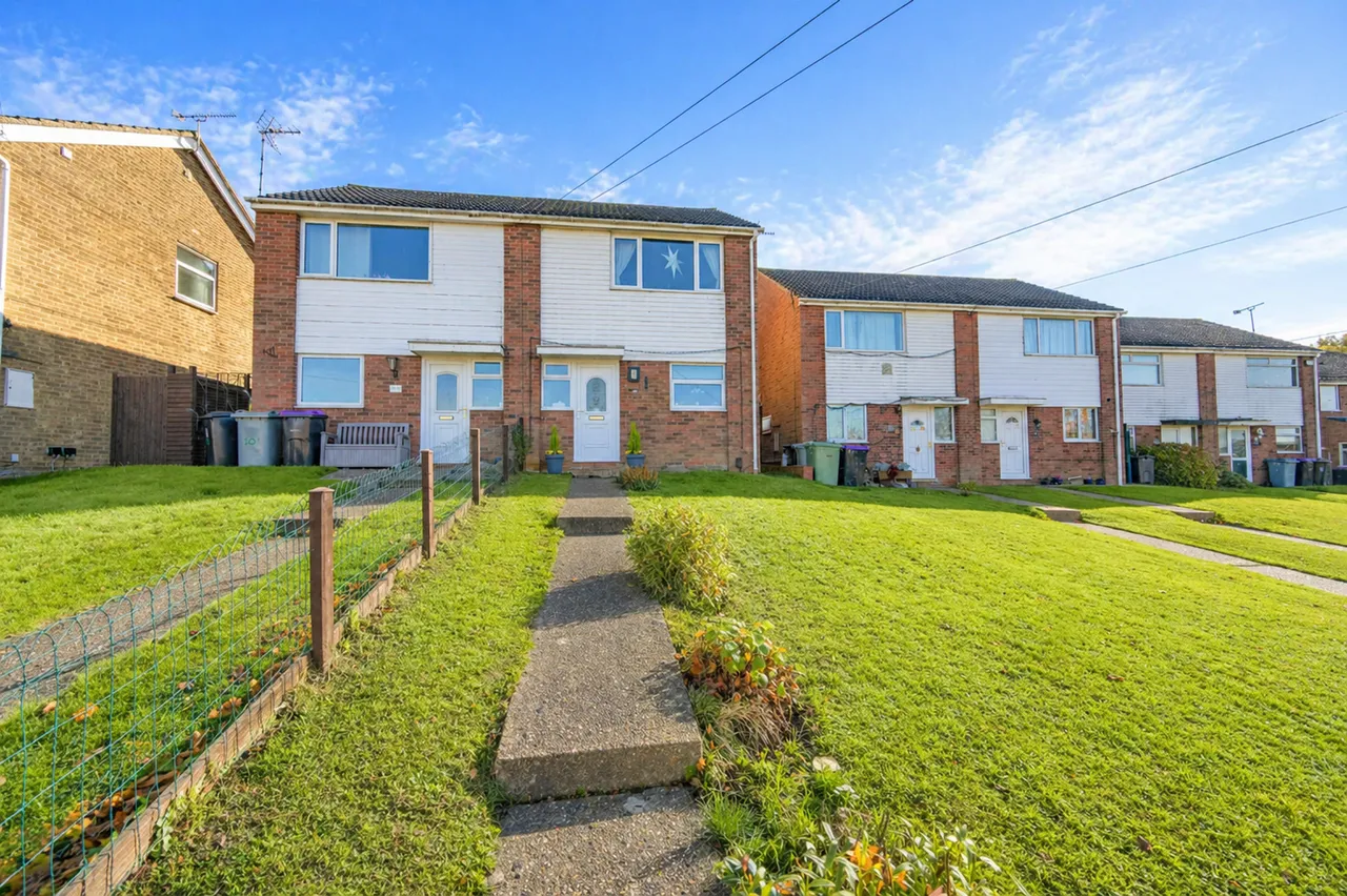 Fifth Avenue, Grantham, photo 18