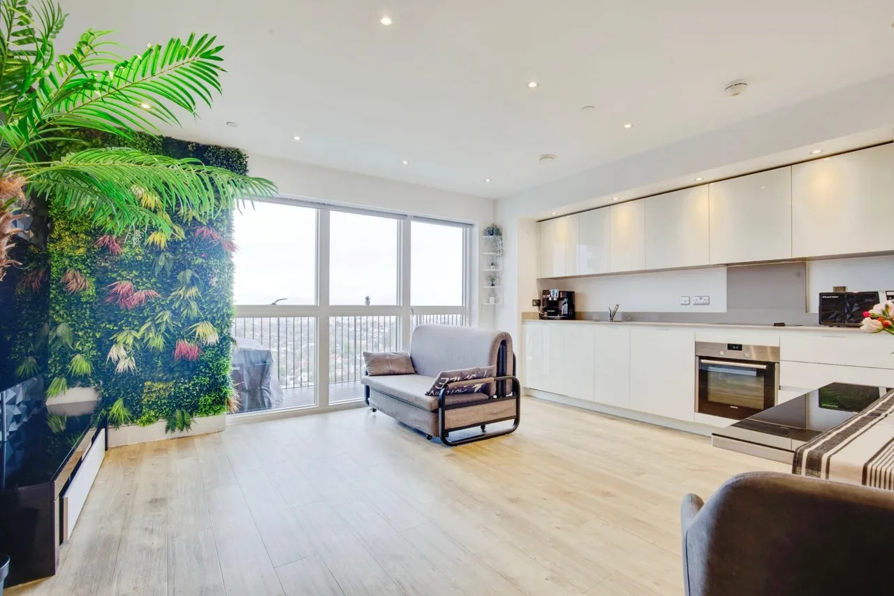 Lyon Road, Harrow, HA1, photo 6