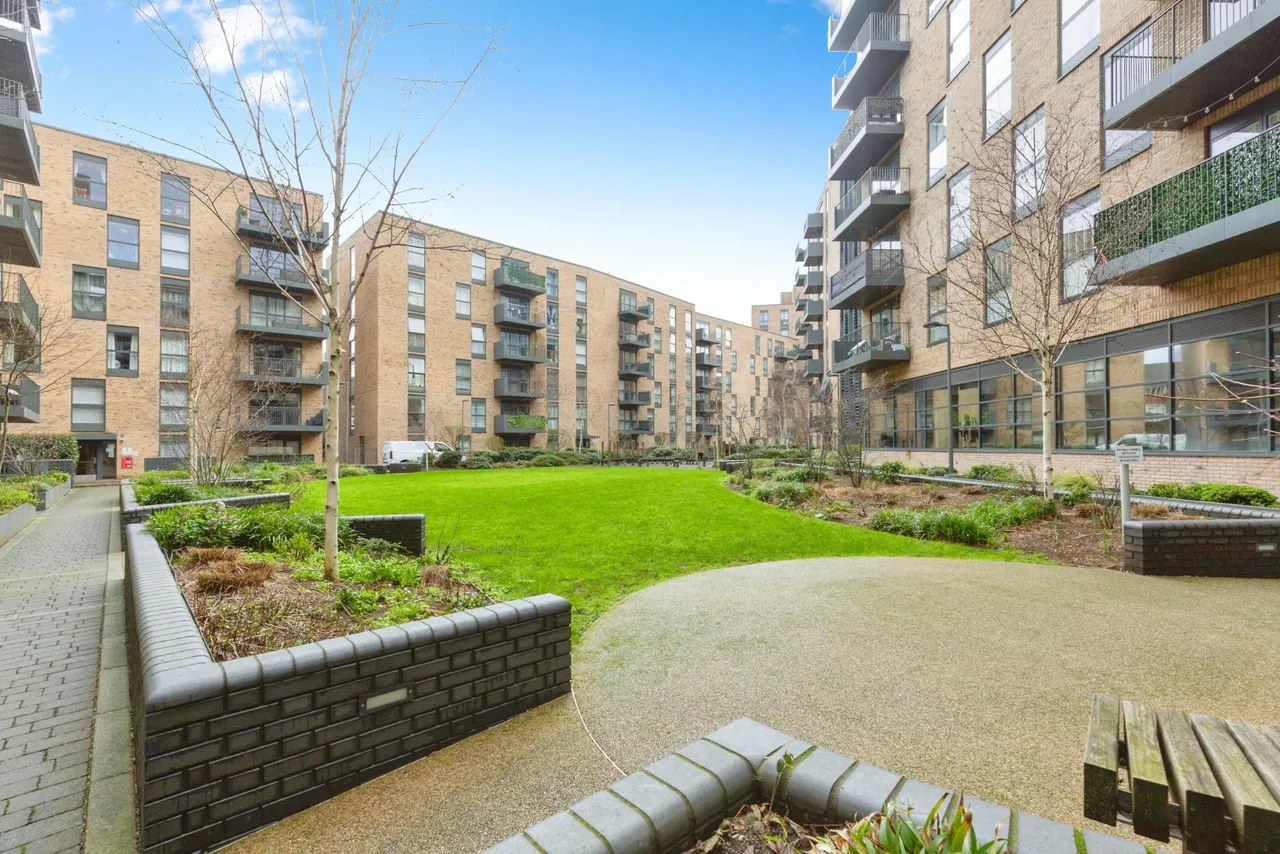 Lyon Road, Harrow, HA1, photo 17