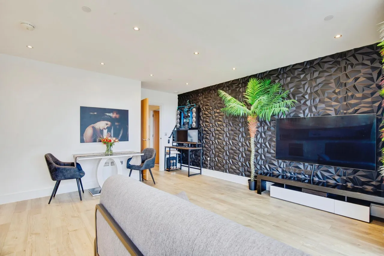 Lyon Road, Harrow, HA1, photo 11