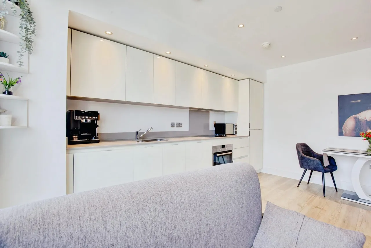 Lyon Road, Harrow, HA1, photo 8