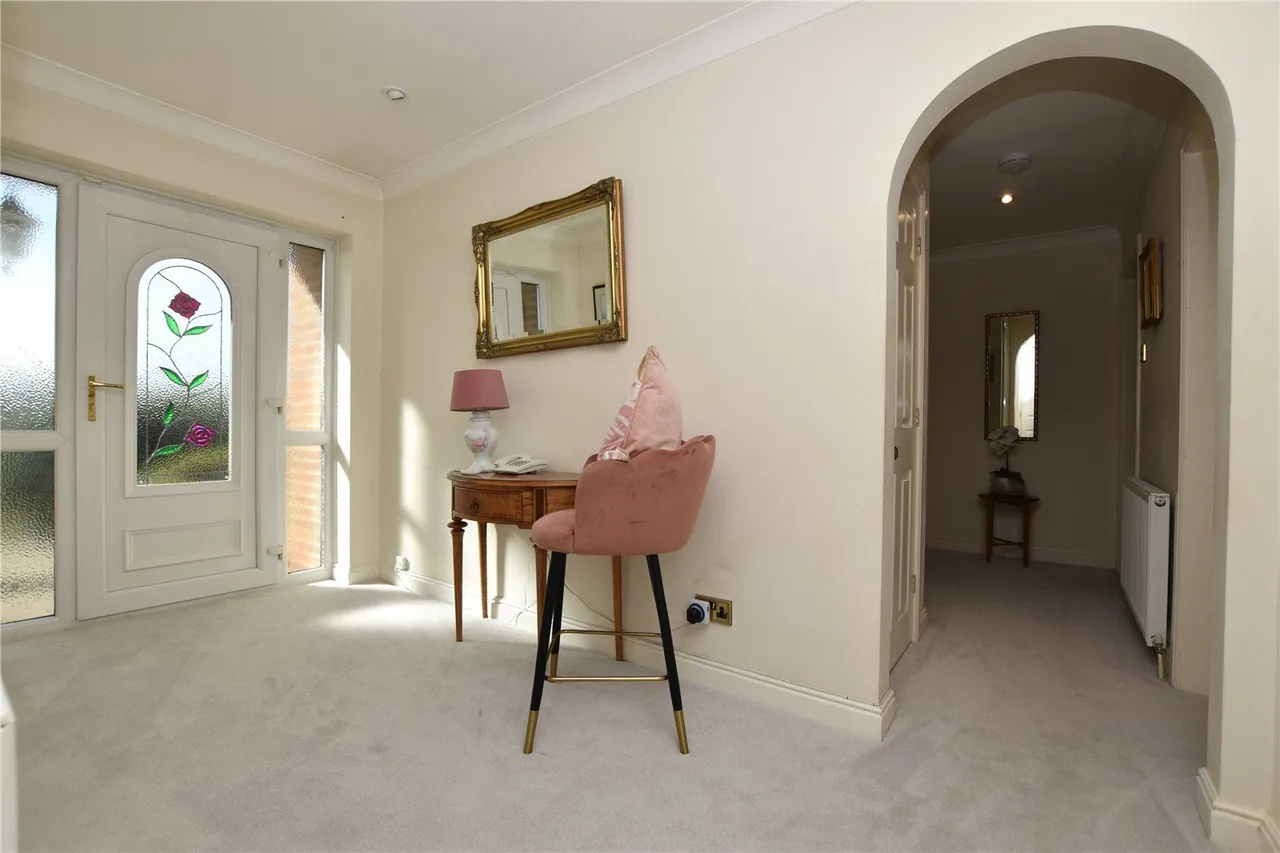 Hill Top Close, Tingley, WF3, photo 21