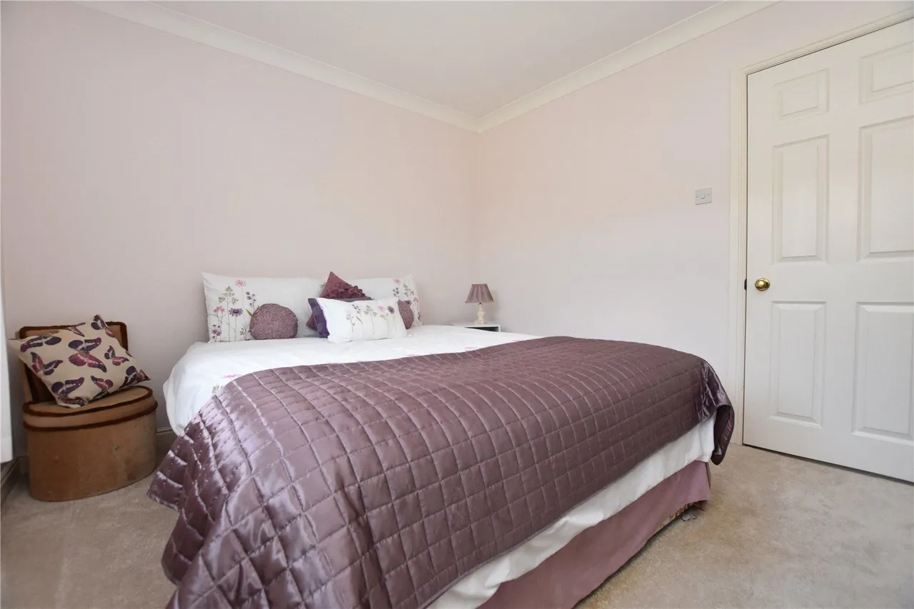 Hill Top Close, Tingley, WF3, photo 25