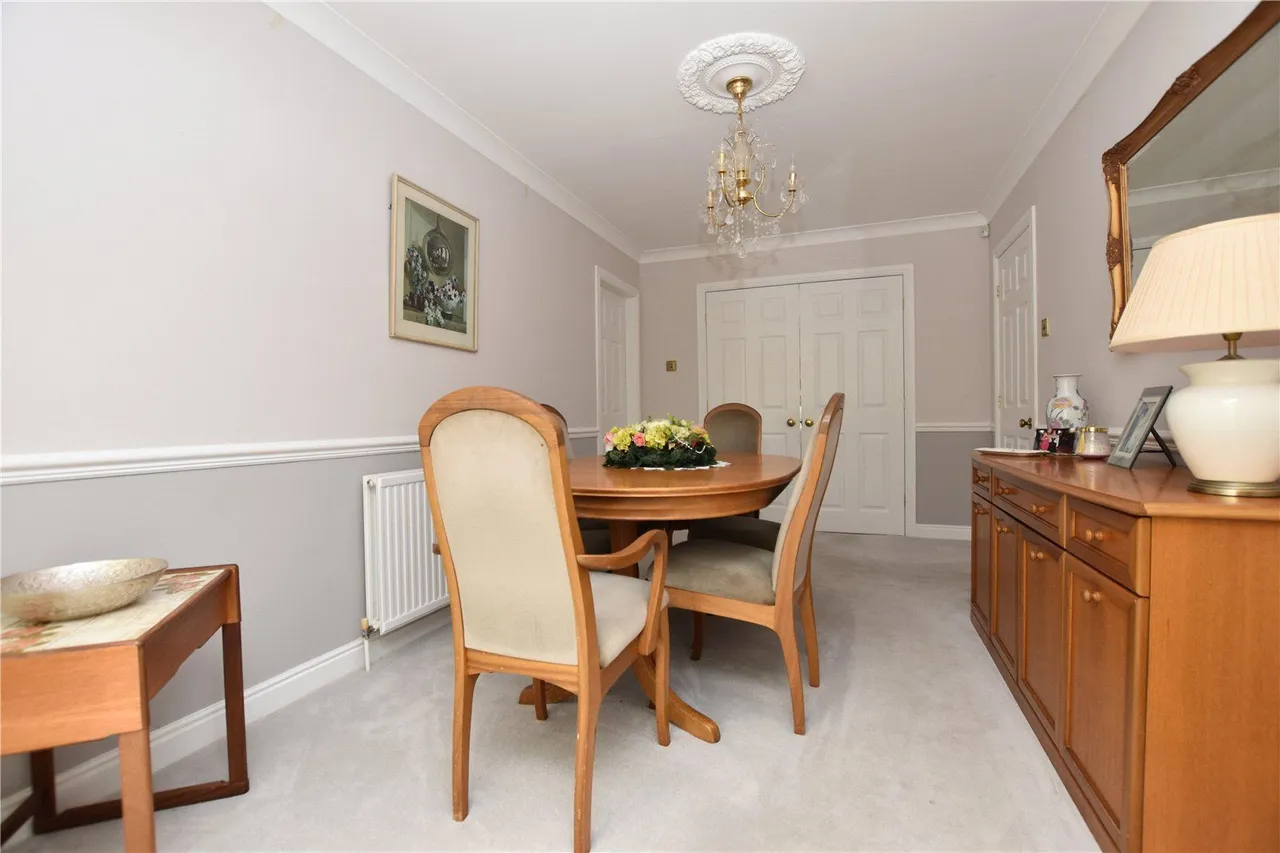 Hill Top Close, Tingley, WF3, photo 19
