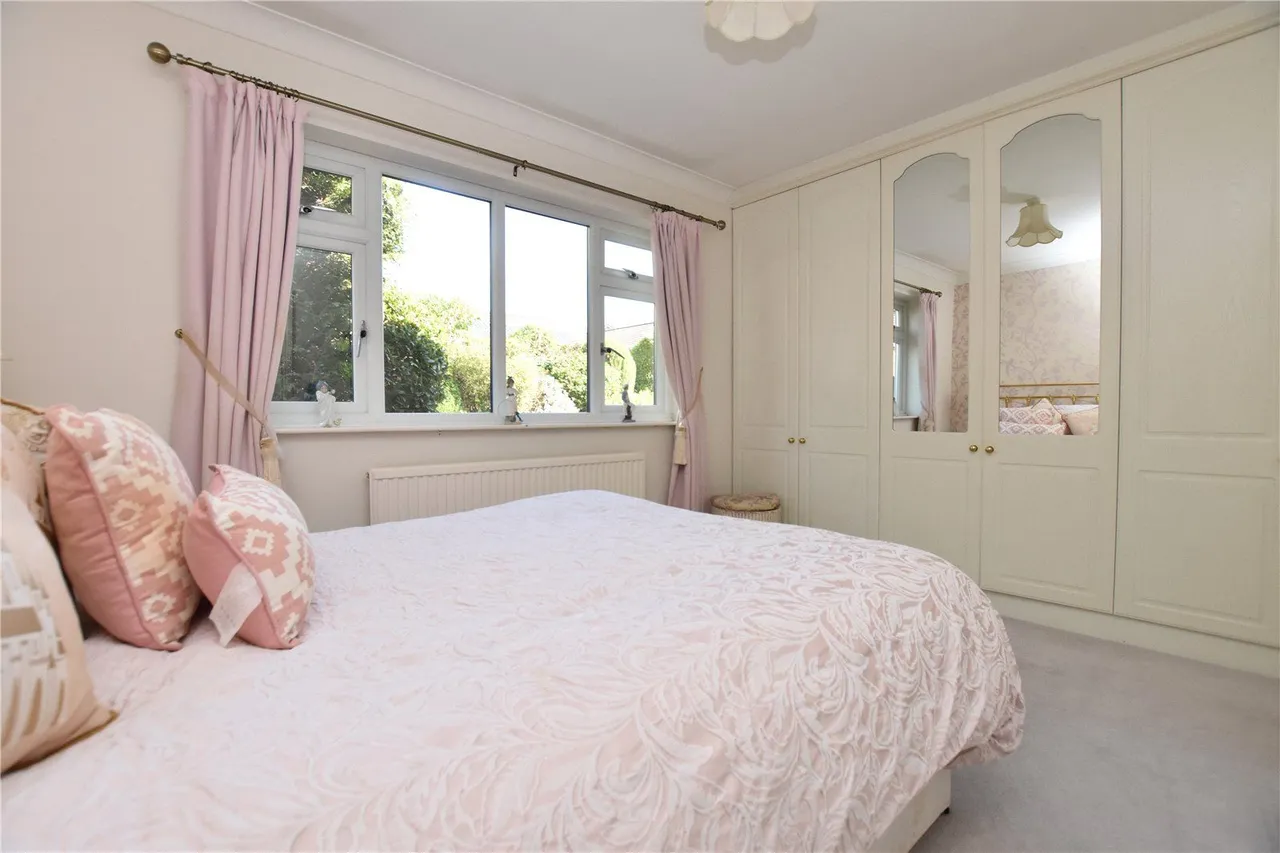 Hill Top Close, Tingley, WF3, photo 23