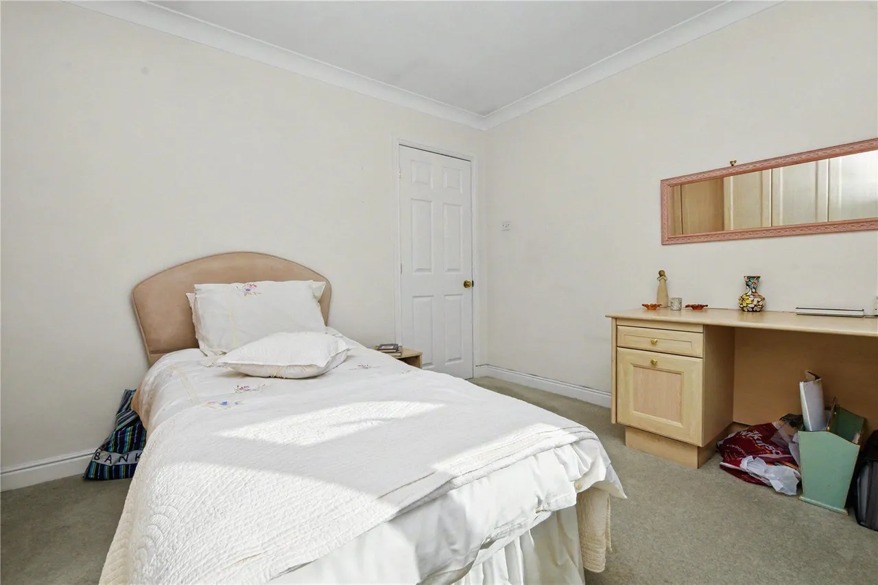 Hill Top Close, Tingley, WF3, photo 10