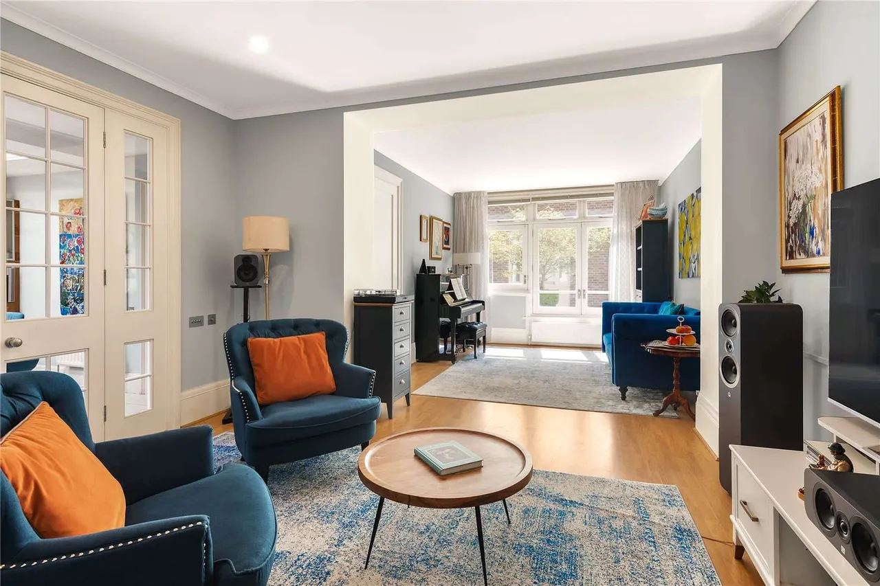 St. Michael's Mews, Belgravia, London, SW1W 8JZ, photo 4