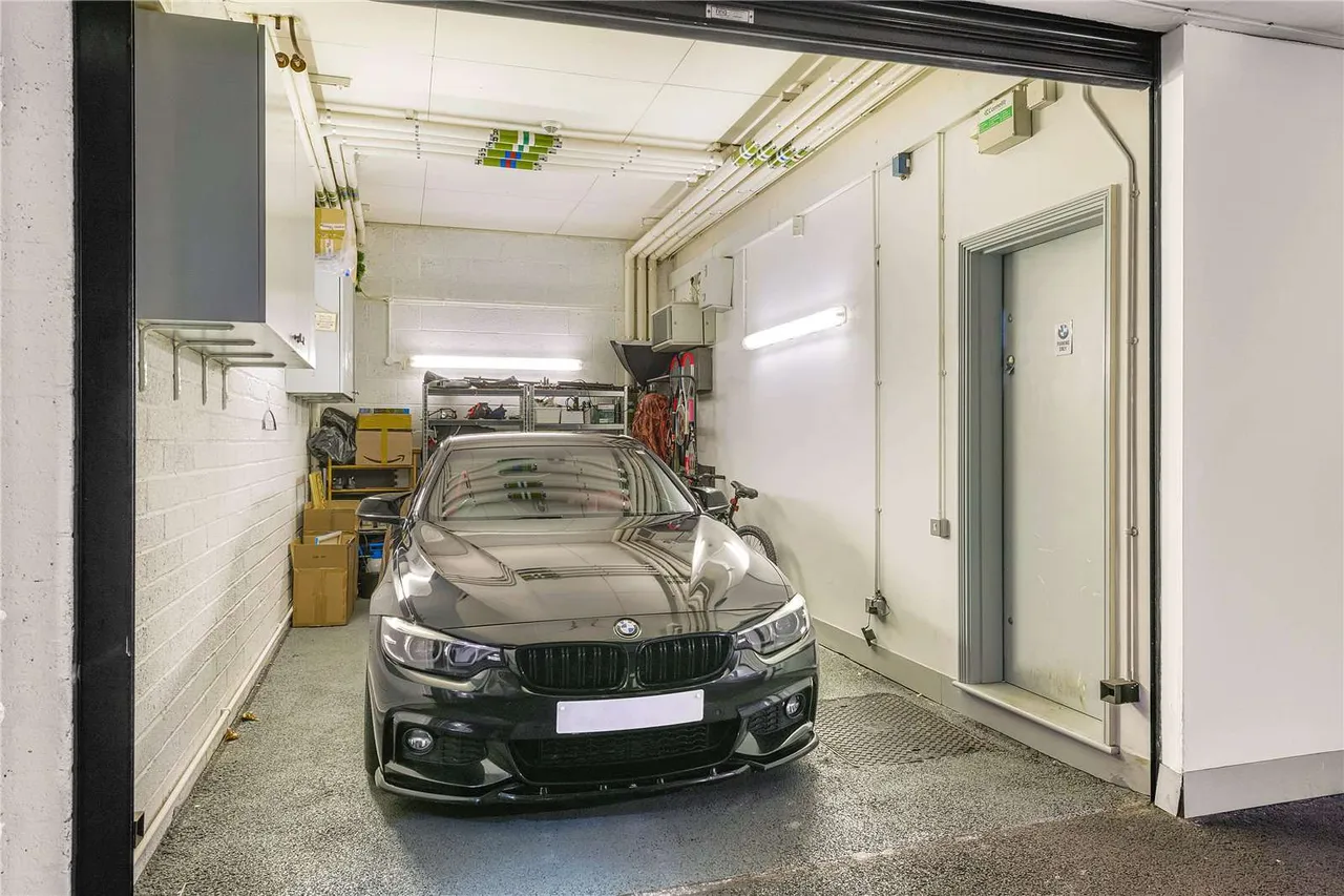 St. Michael's Mews, Belgravia, London, SW1W 8JZ, photo 11