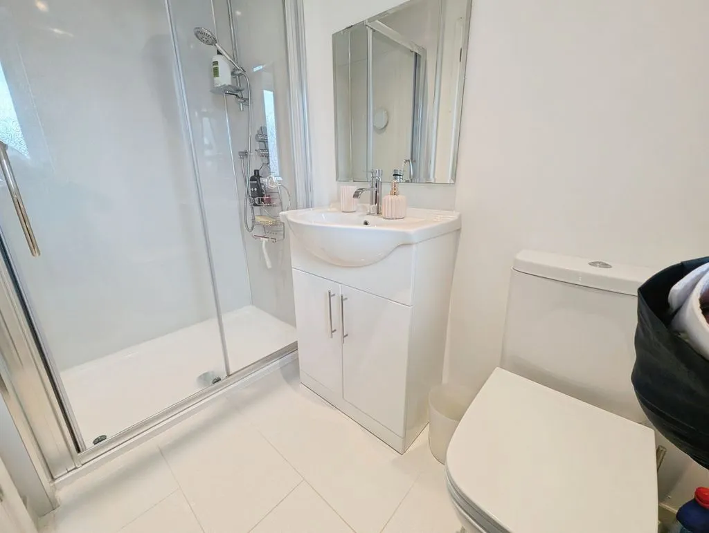 Newcastle Upon Tyne NE15 7PR, NE15, photo 16