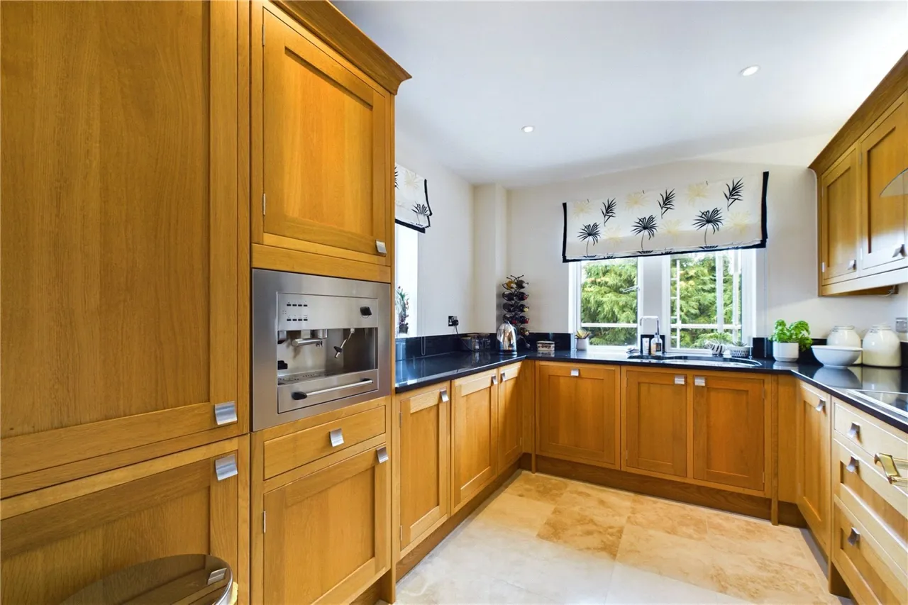 Abbey Gardens, Upper Woolhampton, RG7, photo 5
