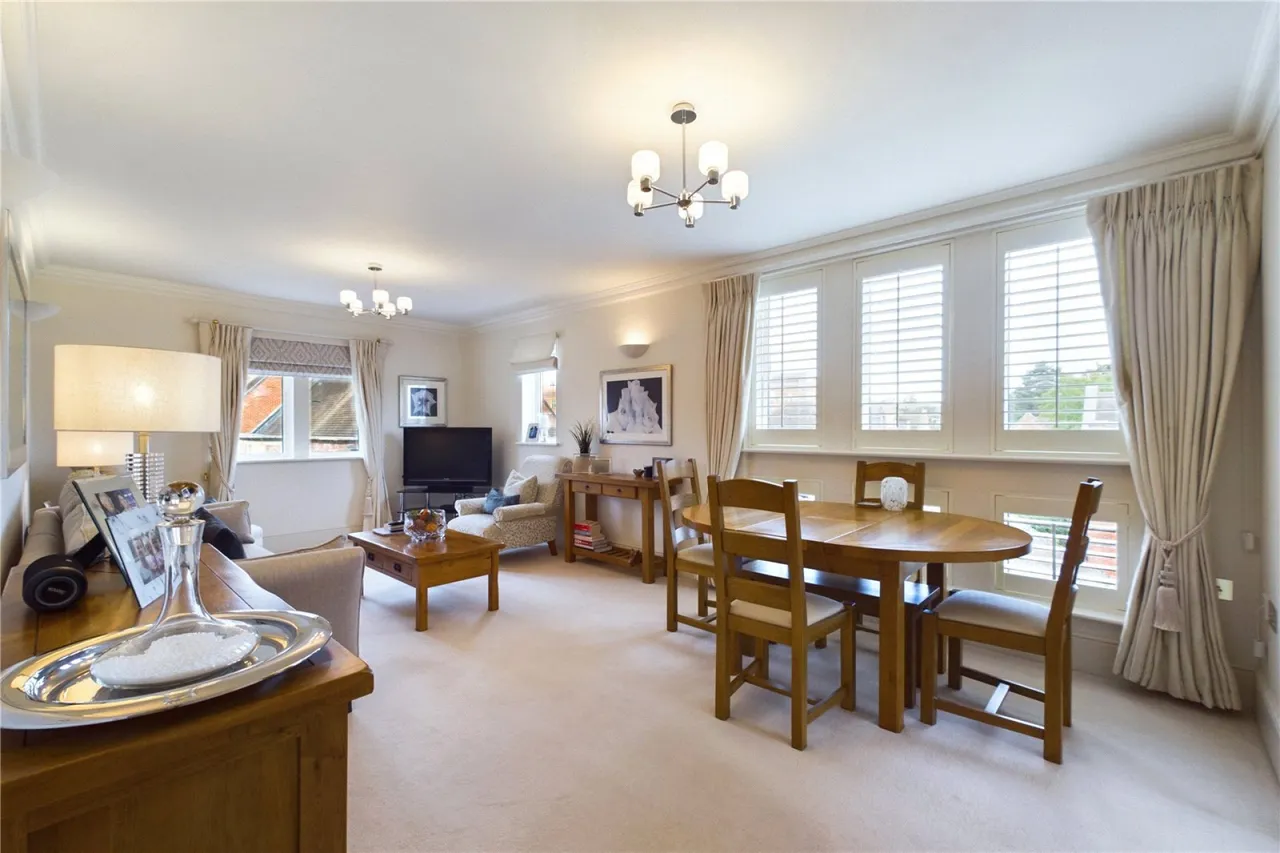Abbey Gardens, Upper Woolhampton, RG7, photo 15