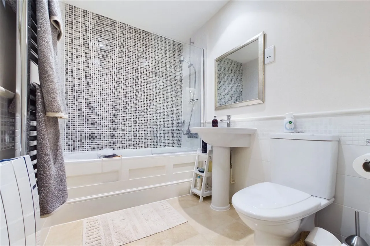 Abbey Gardens, Upper Woolhampton, RG7, photo 10